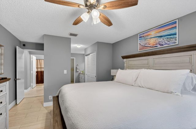 8081 Springtree Road, Boca Raton, FL 33496