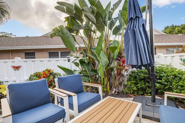 8081 Springtree Road, Boca Raton, FL 33496