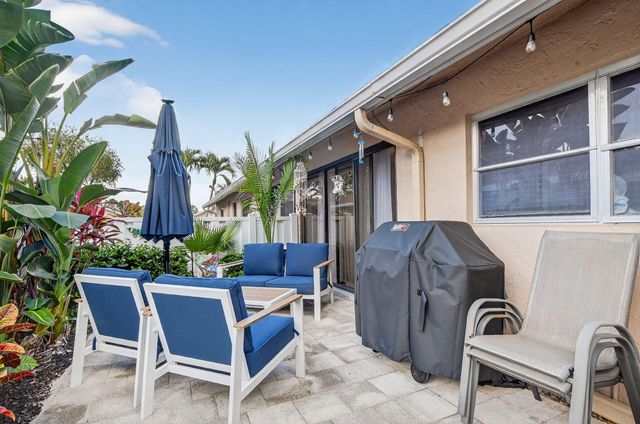 8081 Springtree Road, Boca Raton, FL 33496