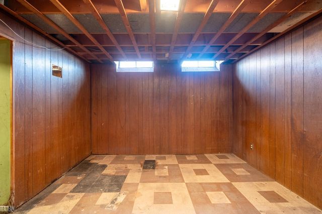 2159 Parliament Drive, Sterling Heights, MI 48310