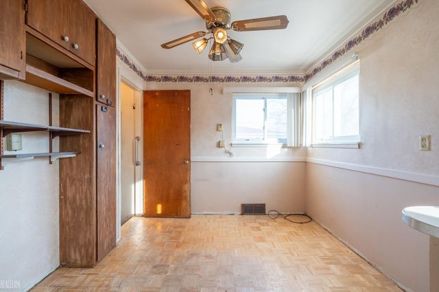 2159 Parliament Drive, Sterling Heights, MI 48310