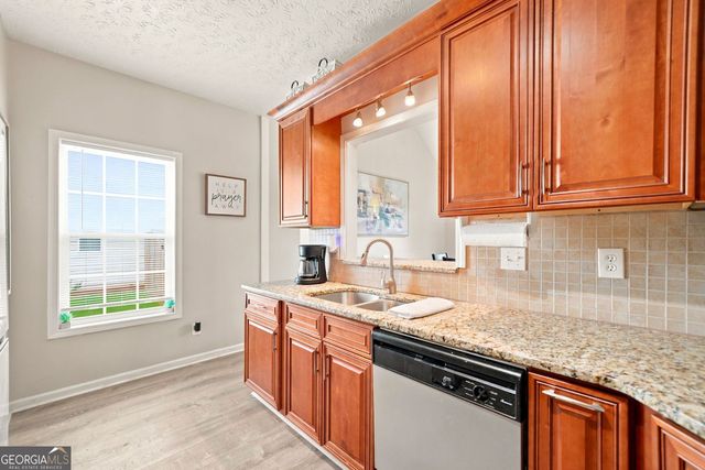 216 Lee Court, Canton, GA 30115