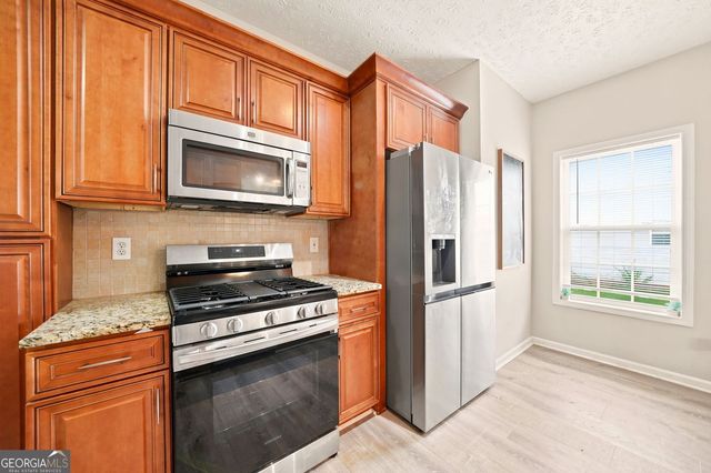 216 Lee Court, Canton, GA 30115