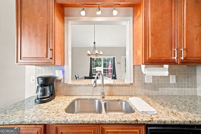 216 Lee Court, Canton, GA 30115