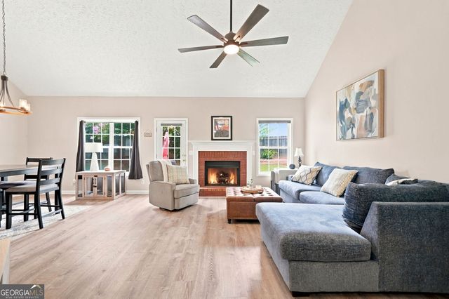 216 Lee Court, Canton, GA 30115