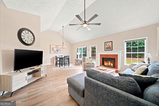 216 Lee Court, Canton, GA 30115