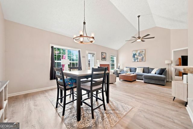 216 Lee Court, Canton, GA 30115