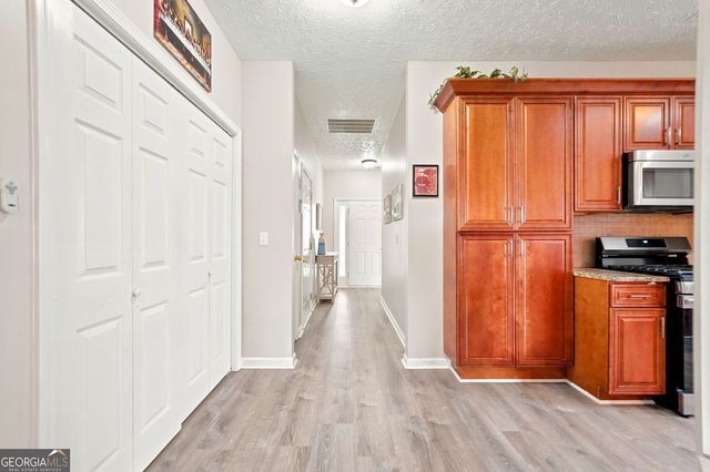 216 Lee Court, Canton, GA 30115