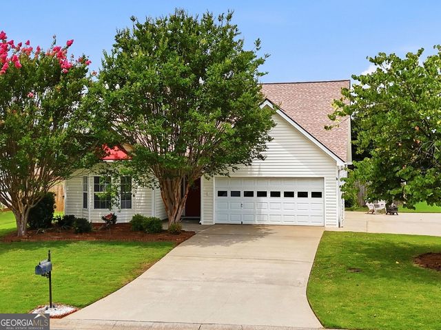 216 Lee Court, Canton, GA 30115