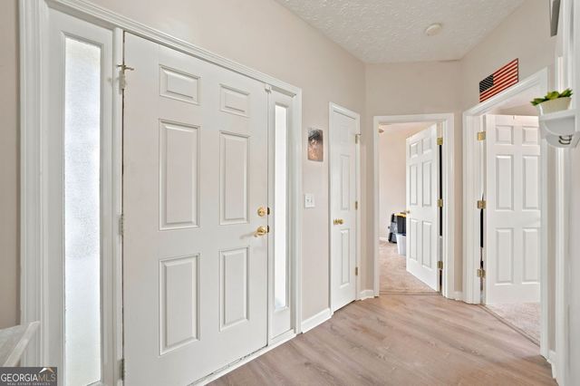 216 Lee Court, Canton, GA 30115