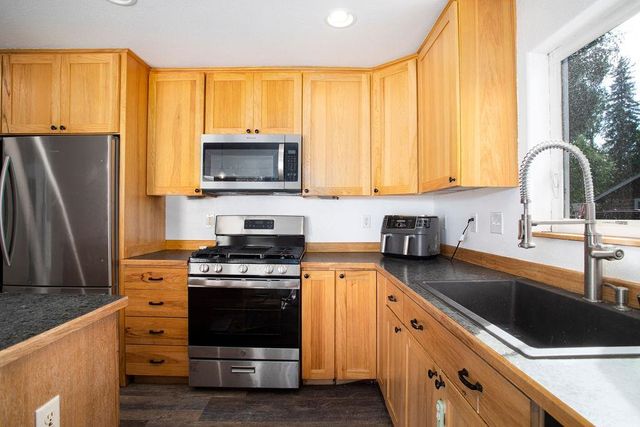 416 HAINES AVENUE, Fairbanks, AK 99701