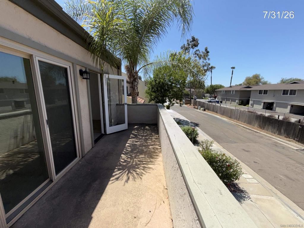 1527 Sunrise Shadow, El Cajon, CA 92019 — exterior