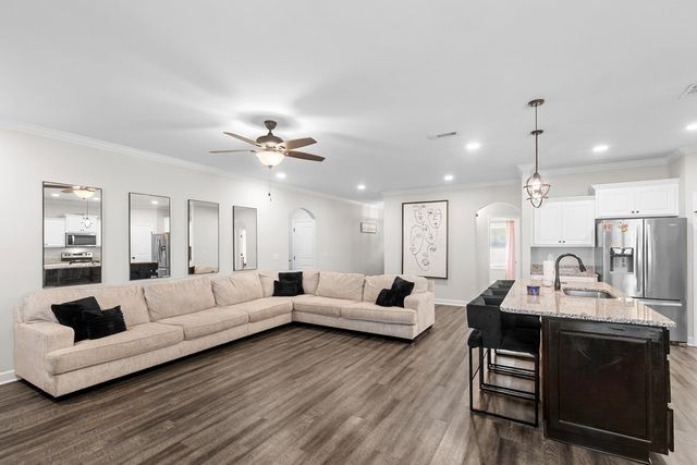 232 Highland Rd, Slocomb, AL 36375