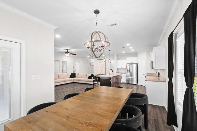 232 Highland Rd, Slocomb, AL 36375