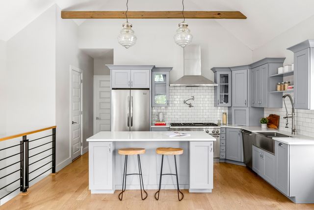 738 E 23RD Street, New York City, NY 11210