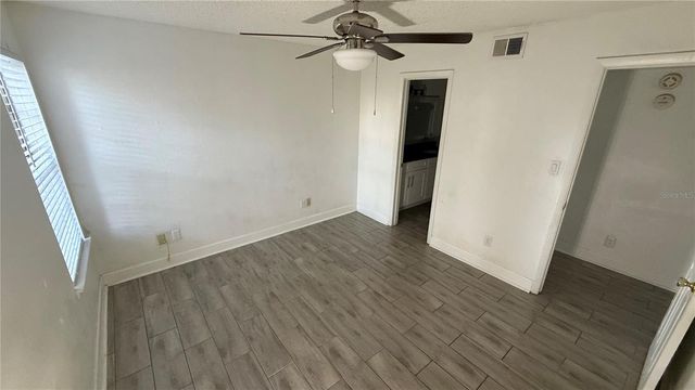 5587 DEVONBRIAR WAY J104, Orlando, FL 32822