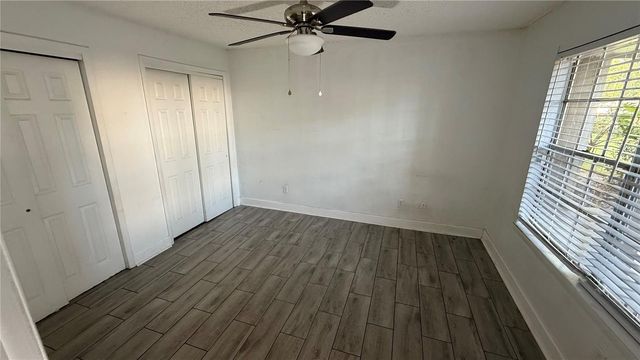 5587 DEVONBRIAR WAY J104, Orlando, FL 32822