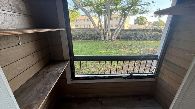 5587 DEVONBRIAR WAY J104, Orlando, FL 32822