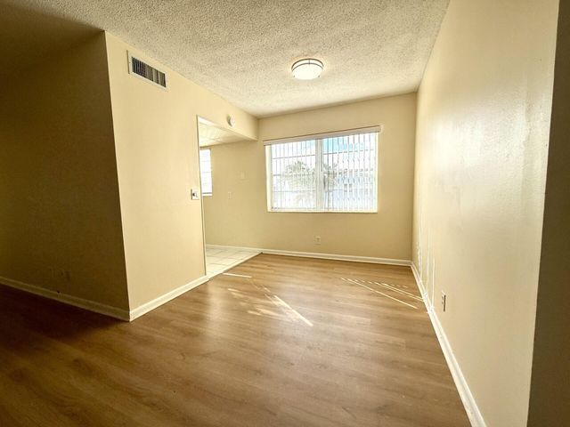 241 Sheffield J, West Palm Beach, FL 33417