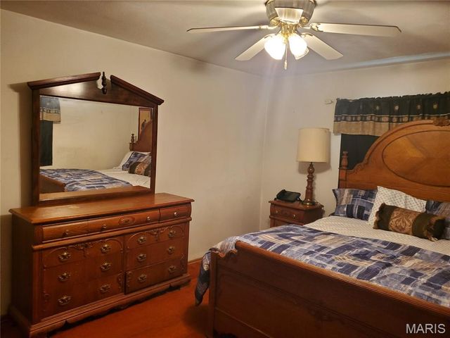 9005 Lebanon Road, Belleville, IL 62223