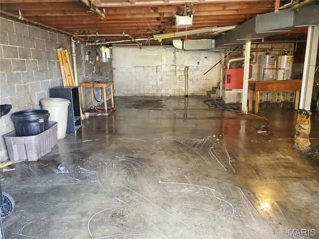 9005 Lebanon Road, Belleville, IL 62223