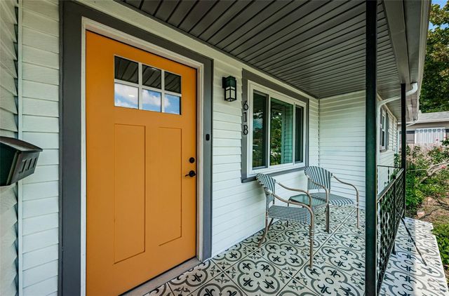 618 40TH AVENUE N, St Petersburg, FL 33703