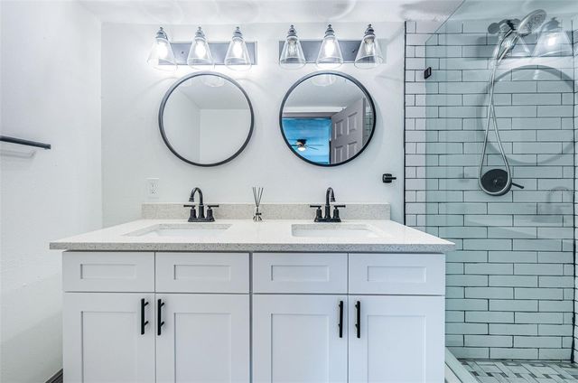 618 40TH AVENUE N, St Petersburg, FL 33703