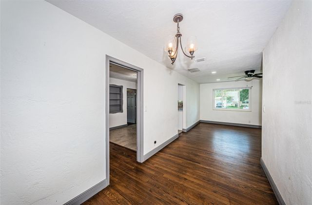 618 40TH AVENUE N, St Petersburg, FL 33703