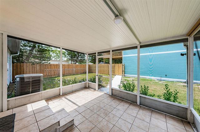 618 40TH AVENUE N, St Petersburg, FL 33703