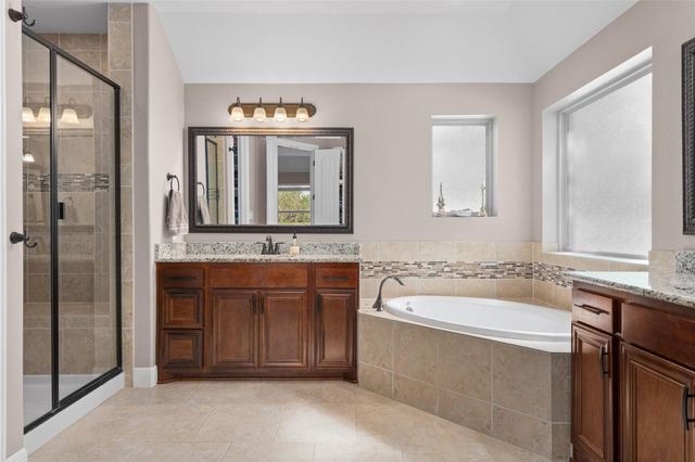 164 Milestone RD, Liberty Hill, TX 78642