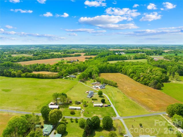 25948 Copper Creek Drive, Albemarle, NC 28001