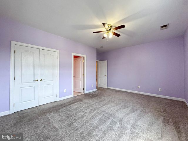 22827 OAKGROVE RD, Sterling, VA 20166