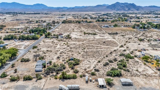 2090 Shady Lane, Pahrump, NV 89060