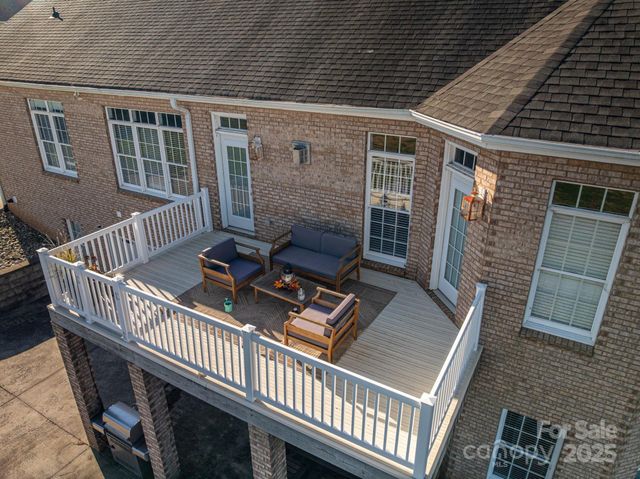 2616 Nicklaus Court NE, Conover, NC 28613