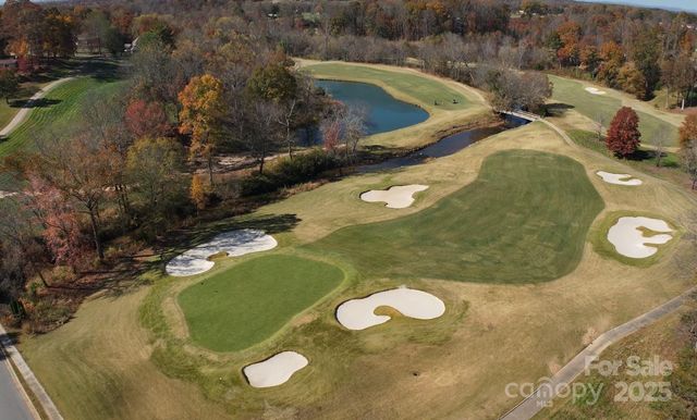 2616 Nicklaus Court NE, Conover, NC 28613