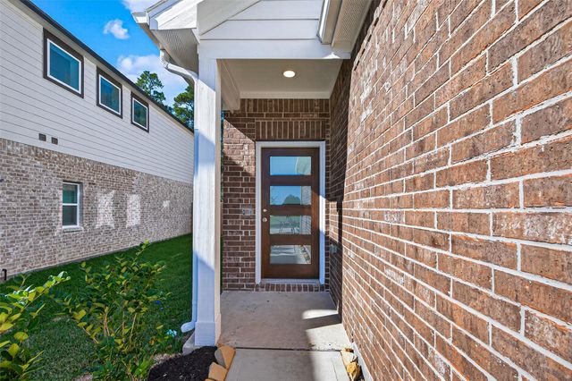 12375 Sunset Canyon Way, Willis, TX 77318