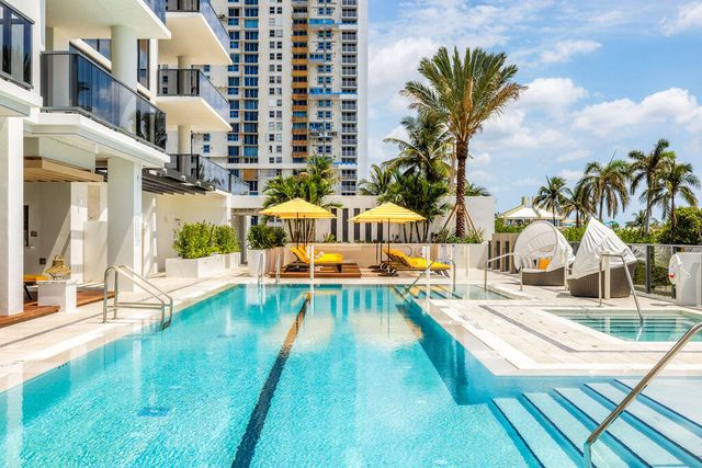 305 Briny Avenue 402, Pompano Beach, FL 33062