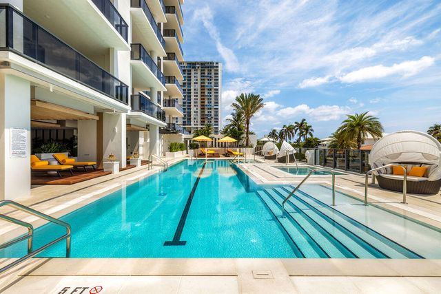 305 Briny Avenue 402, Pompano Beach, FL 33062