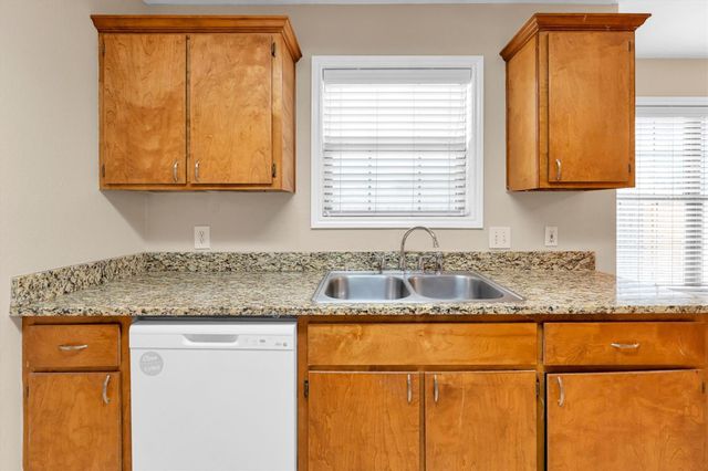 112 Vista Way, Huntsville, TX 77340