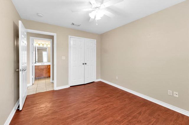 112 Vista Way, Huntsville, TX 77340