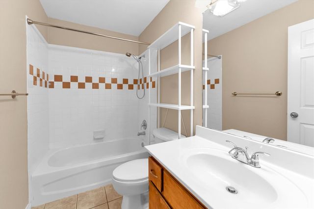 112 Vista Way, Huntsville, TX 77340
