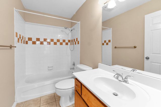 112 Vista Way, Huntsville, TX 77340