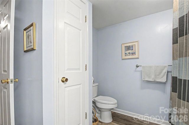 76 Winsome Trail, Hendersonville, NC 28739