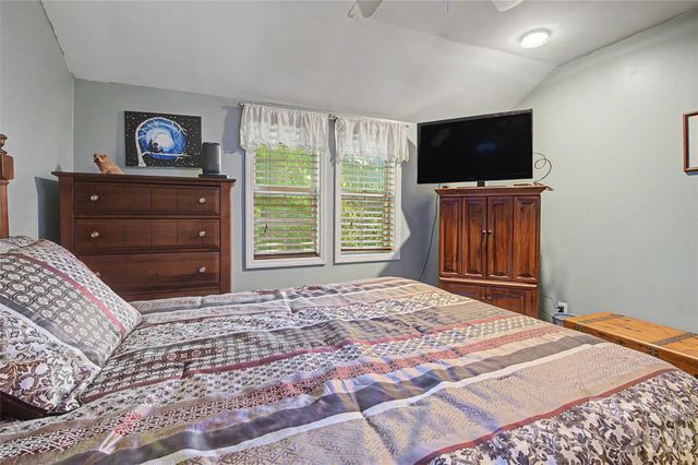 76 Winsome Trail, Hendersonville, NC 28739