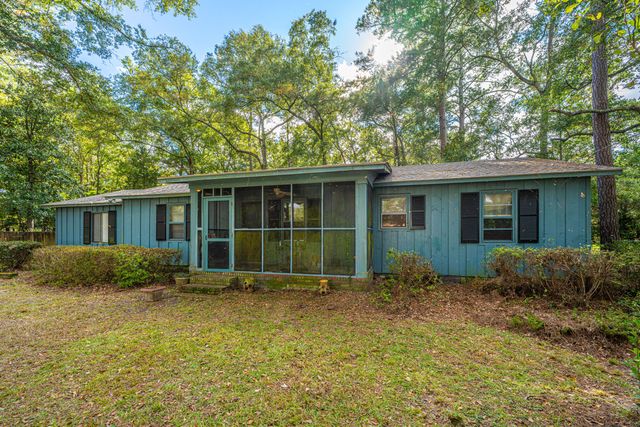1414 Green Pond Highway, Walterboro, SC 29488