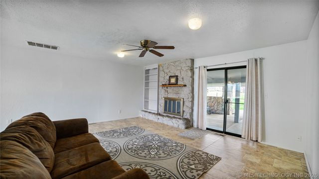 13401 E 76th Street N, Owasso, OK 74055