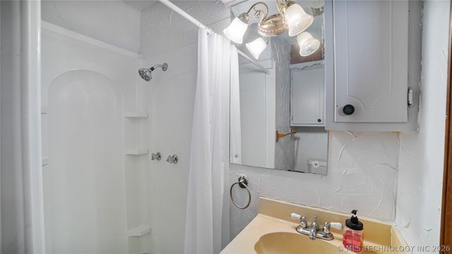 13401 E 76th Street N, Owasso, OK 74055