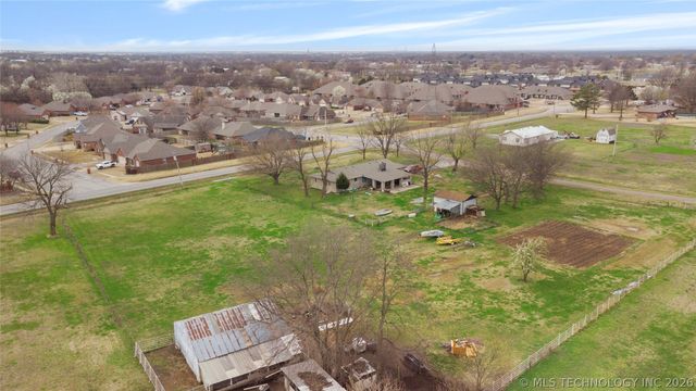 13401 E 76th Street N, Owasso, OK 74055