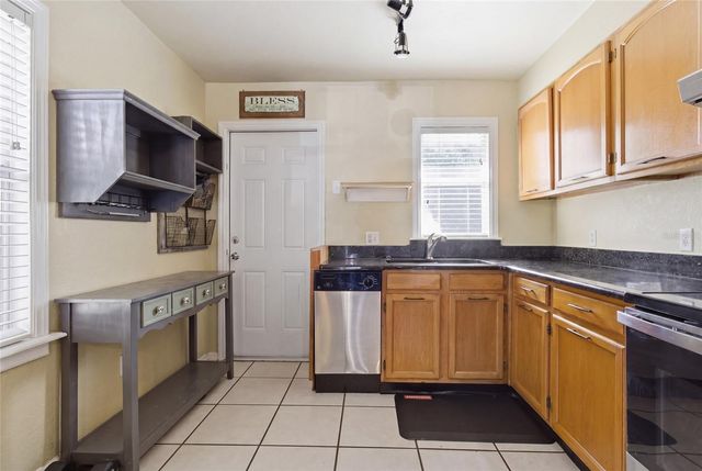 6712 S GABRIELLE STREET, Tampa, FL 33611