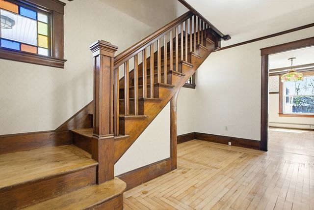 298 Providence Rd, Northbridge, MA 01588